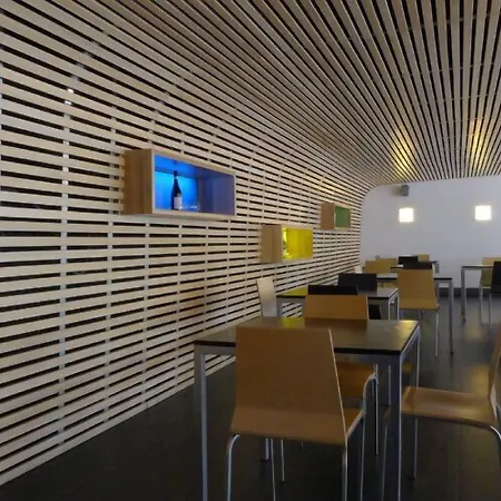 Turan 3* لو دوز آلب