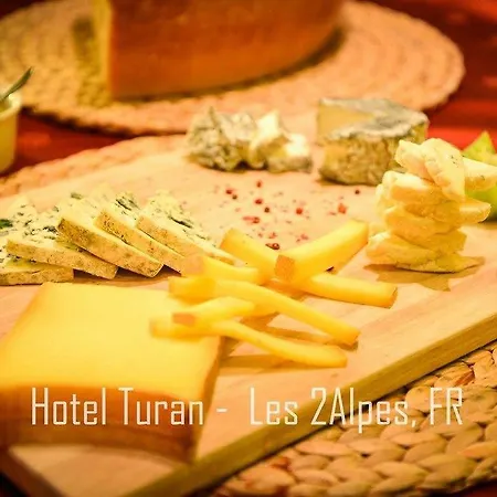 Hotel Turan 3*