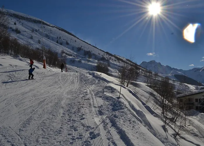 Turan 3* Ле дез Альп